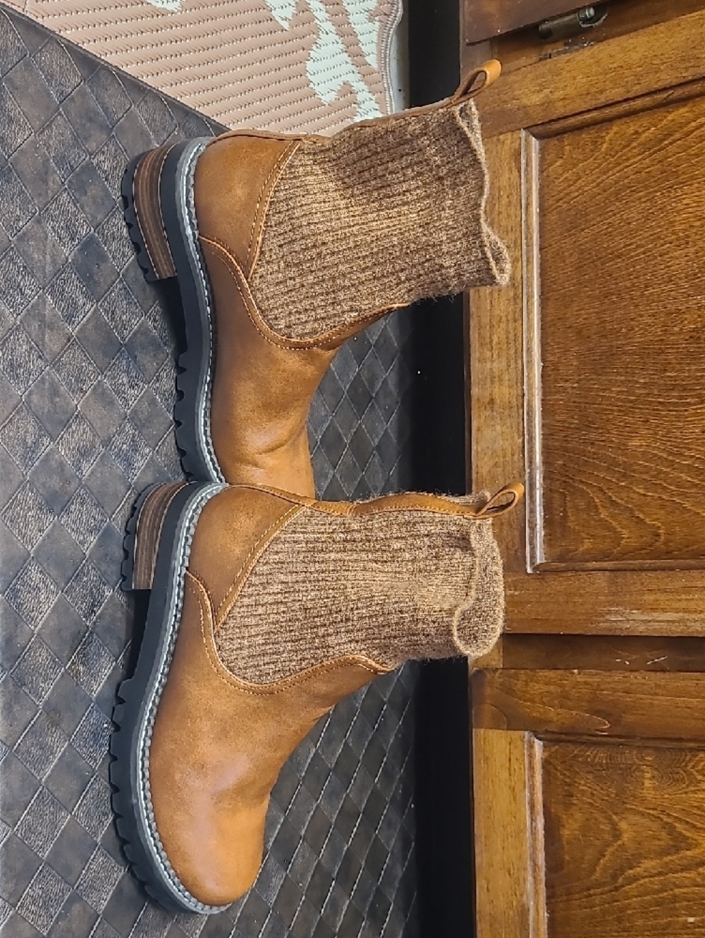 Universal Thread Brown Knit-Top Chelsea Boots - Picture 4 of 4